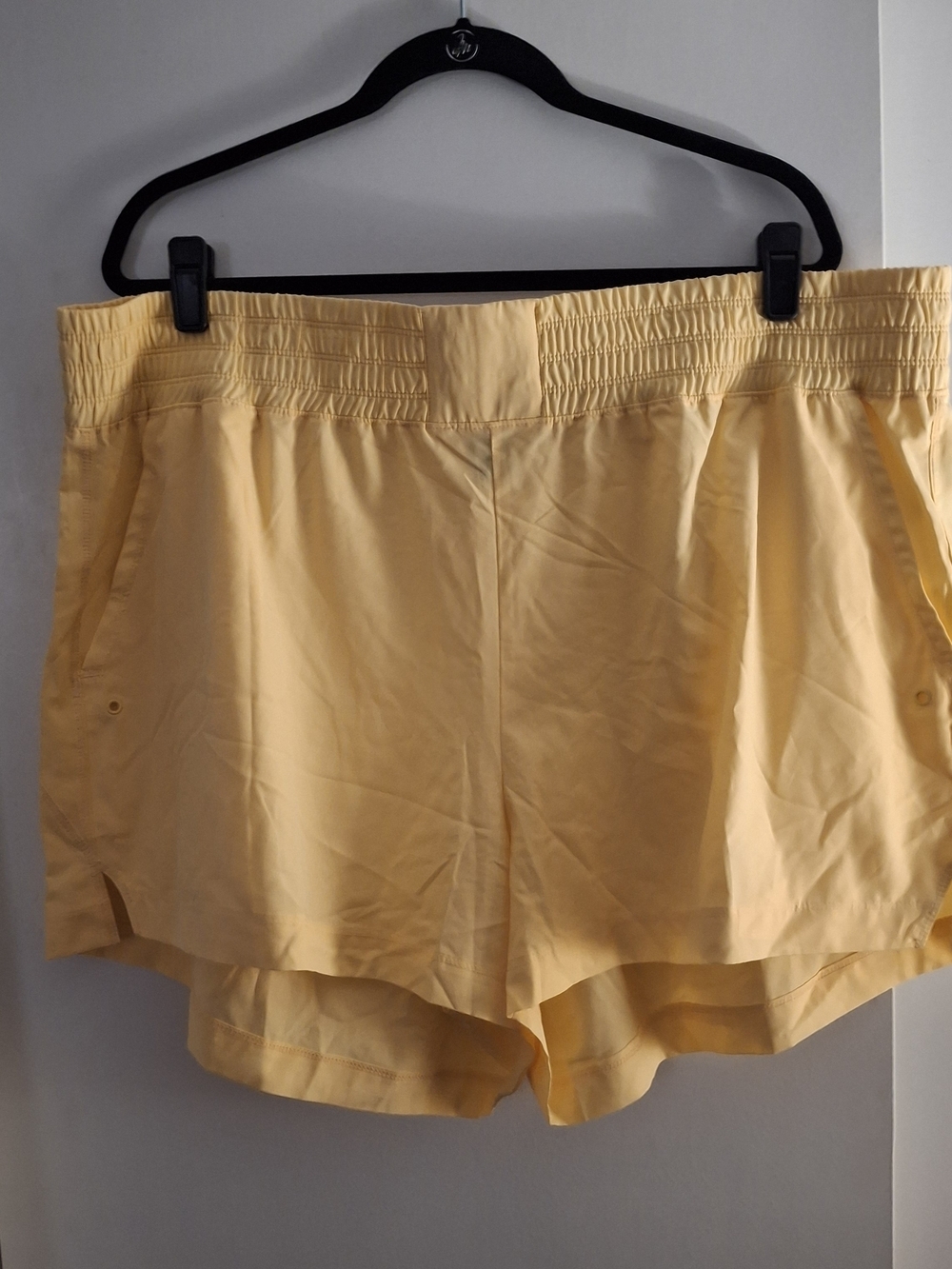 Stretchtech Women's Yellow Elastic-Waist Active Board Shorts